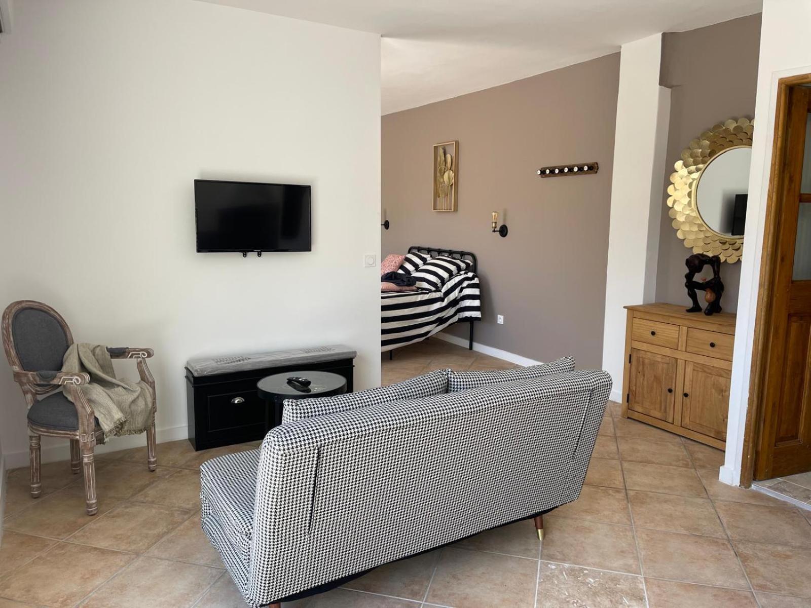 La Casa Bella Aparthotel Gignac-la-Nerthe Buitenkant foto